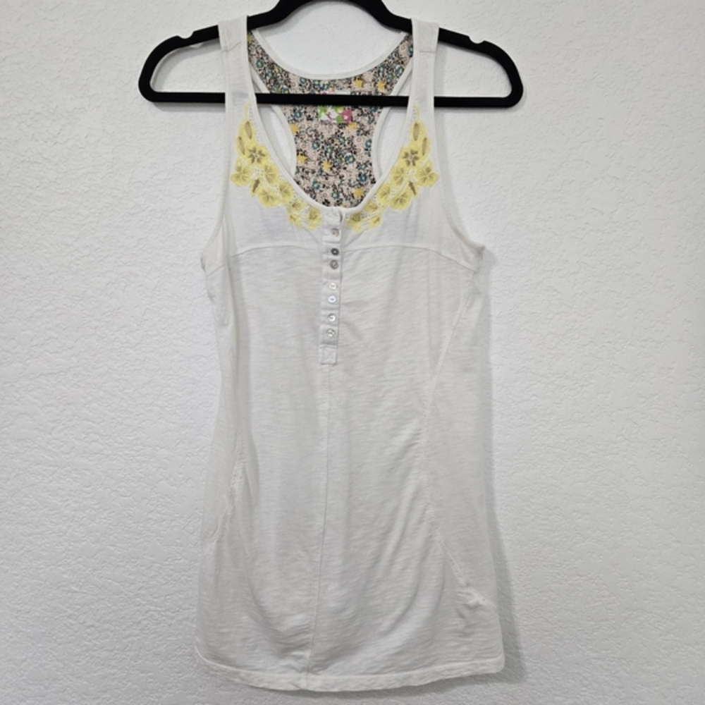 Free People Vintage White Henley Tank Top Yellow Floral Embroidered Racerback M